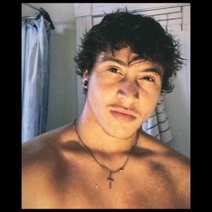 Meet your Posher, Elijah